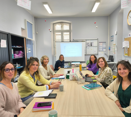 Faire vivre la voix des usagers : réunion de la commission des usagers (CDU) à l'HAD RESAPY